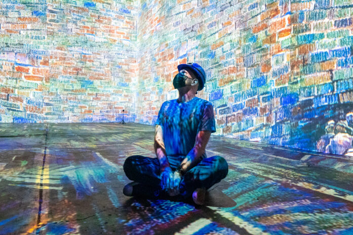 immersive-van-gogh-pittsburgh-3